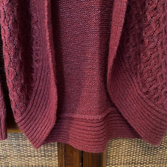 Lolë open front burgundy cardigan - Picture 4 of 4